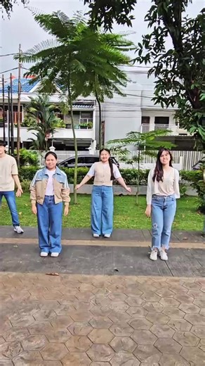 Celebrate God's goodness everyday!! 🫶🏻✨ A collaboration with @inspire.cm #community #christian #youth #church #dancechallenge