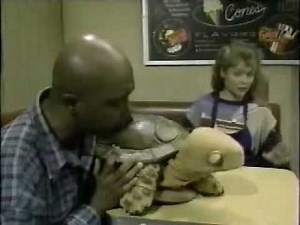 Sesame Street - Episode 2622 (Street Scenes) 2/2