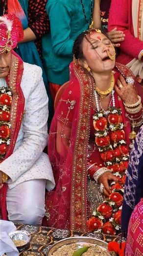 Vidai #shorts #emotional #vidai #trendingshorts #bride #crying #shadi #marriage #wedding