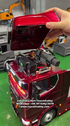 Light system on this custom 6x2 Scania tractor truck as a modular build is literal perfection