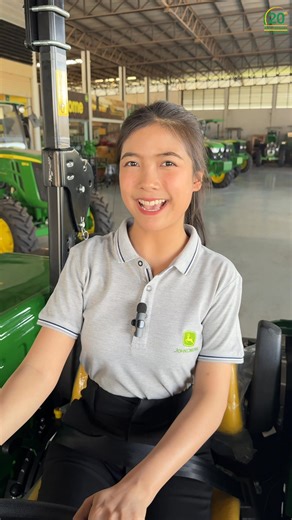 💚🚜จอห์นเดียร์ 5055E (55 แรงม้า) เกียร์ 12x12 เหลือเพียง 1 คันเท่านั้น 💵ราคาลดโหด 1,028,000.- 💥แถมใบมีดดันหน้า ผานหลัง และชุดบำรุงรักษามูลค่าสูงสุด 40,000.- สนใจจอห์นเดียร์ไว้ใช้งานติดต่อ 081-3920222, 097-3385918 ฝ่ายขาย เอซีแทรคเตอร์สำนักงานใหญ่ #เอซีแทรคเตอร์ #johndeere #จอห์นเดียร์ #ACTRACTOR #คิดจะซื้อจอห์นเดียร์คิดถึงเอซีแทรคเตอร์ #เอซีแทรคเตอร์สำนักงานใหญ่อุดรธานี #เกษตรกร | จอห์นเดียร์ เอซีแทรกเตอร์ John Deere AC Tractor