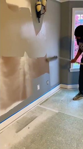 How to paint a wall fast