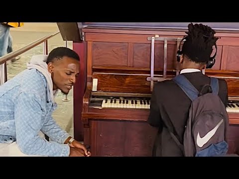 Two Strangers meet by the Street Piano for the first time and THIS happened..