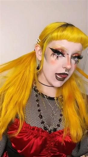 Who want a tutorial? 👀 #alt #goth