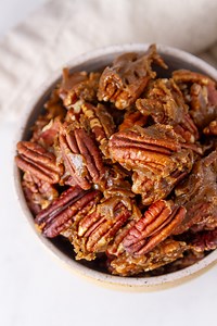 Bourbon Candied Pecans Recipe >>> https://lifecurrentsblog.com/bourbon-candied-pecans/ | Life Currents | Facebook