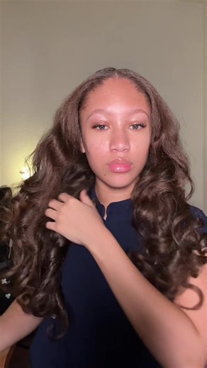 We have a lottt to unpack but until then here’s a short grwm! I’ve been super busyyyy since day 1 but it will lighten up soon and I will share (a little) :) #newgradnurse