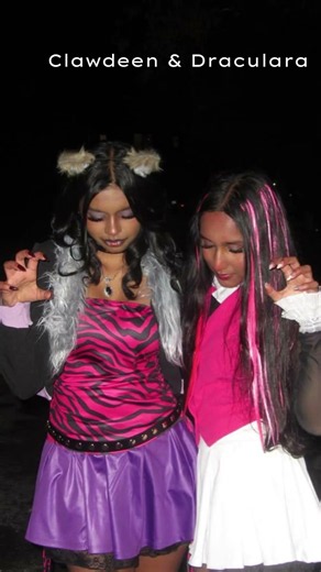 Halloween costumes ideas! (2 girls) #fyp #viral #blowup #halloween #foryou #trending #shorts