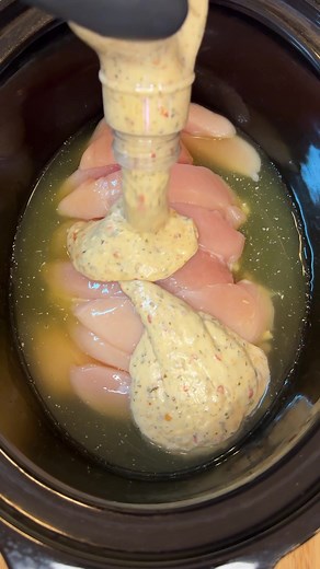Crockpot Garlic Parmesan Chicken Pasta Recipe
