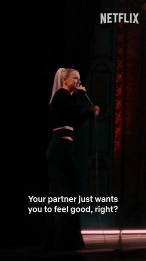 The ✨complexity✨ of self-loathing. #HotForever #standup @netflix @netflixisajoke