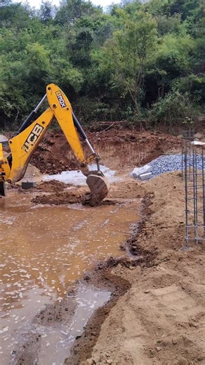 RKS CONSTRUCTION on Instagram: "Column Footing Consolidation: Predicting and Preventing Foundation Settlement Consolidation of column footing" usually refers to managing soil settlement under the heavy loads of columns to ensure structural stability. A YouTube video on this topic would likely cover techniques for ground improvement, soil compaction, and proper foundation design to prevent future settlement, rather than a physical "consolidation" of the concrete footing itself. Understanding Sett