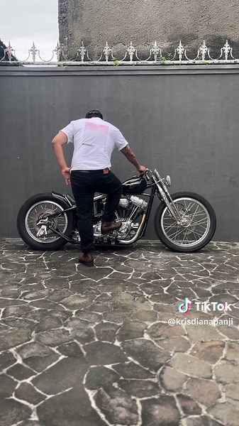 Panasin dulu 🔥 . . . . #ftw #harleydavidson #bulldogchopper #chopper #motorcustom