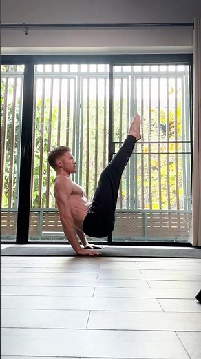 How To L-Sit In 60 Seconds (Beginner Tutorial)
