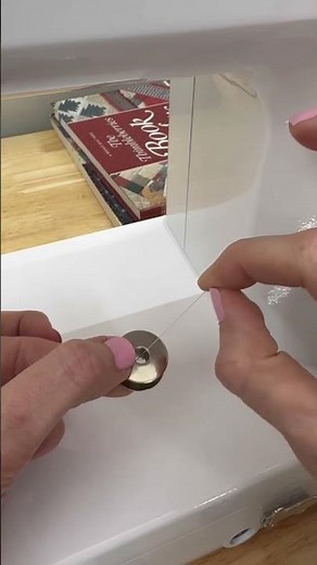 How to thread a bobbin correctly