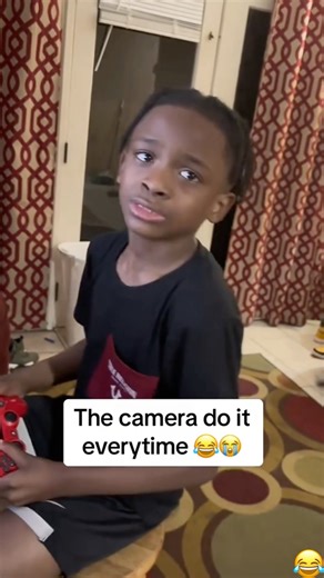 The moment a kid loses it after losing a gameKids: emotional damage 😂#Parent #familygame #funnykid