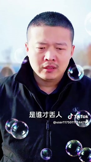 熱門短劇推薦：跨江龍與浪漫情侶演出