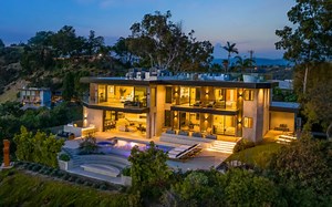 在加州比弗利山庄的一座景观开扬的现代半山豪宅|1731 Summitridge Dr, Beverly Hills, CA