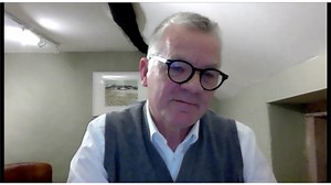 The “huge shock to children’s learning” will require a radical approach, and “a long and sustained” programme of initiatives to support students, the government’s education catch-up tsar, Sir Kevan Collins tells BBC Newsnight. bbc.in/37MNxcJ | BBC News