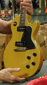 Back with another classic at Bizarre Guitar — and this one is pure vintage attitude. Say hello to a Les Paul Special in TV Yellow, a single-cutaway powerhouse loaded with tone and dripping with old-school mojo. ✨ Specs you’ll love: • Dual P-90s for that iconic bite • Wraparound tailpiece • Top hat knobs bound dot inlays • Rosewood neck w/ medium-tall jumbo frets • Solid, one-piece mahogany body & neck — no seams, no compromises • Lightweight unbelievably resonant This one sounds incredible, look