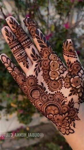 ঈদের দিনের মেহেদির ডিজাইন 🤩#mehndi #hennadesign #youtubeshorts #henna #hennaart #fyp #viral #Eid