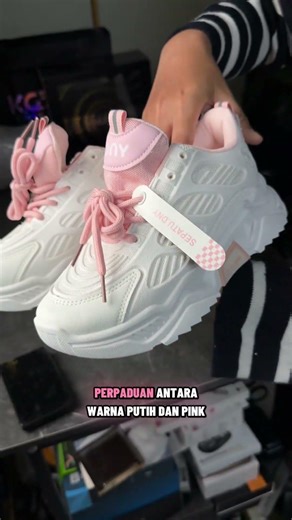 Comfortable shoes for sports, work, or hanging out, get them from DNY 399 #review