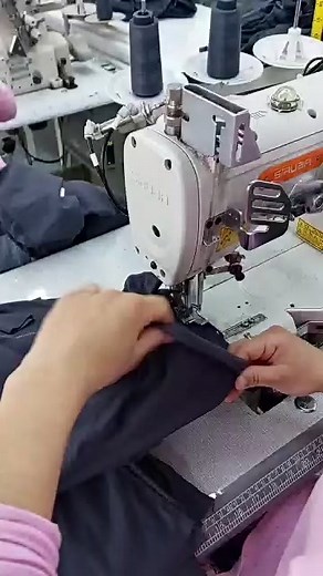 17K views · 472 reactions | Leave a comment if you can sew faster than her  | SiRUBA Sewing Machine | Facebook