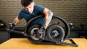 I Built a DIY Snow Scooter – This Thing Shreds!