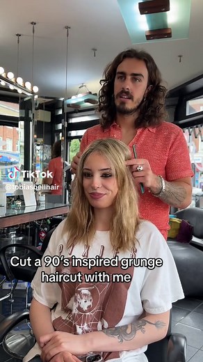 Cut a 90’s Inspired Grunge Haircut | Tutorial and Styling Tips