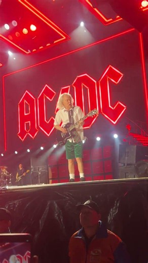 Shot in The Dark - AC/DC Live at River Plate 27-03-2026