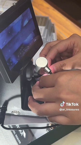 These jewels were perfection on the bride 😭 #jewelrytok #bridaljewelry #naturaldiamonds