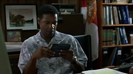 OUT OF TIME -DVDRip-www.sokrostream.com