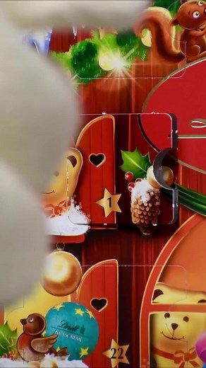 There’s a reason Best College Reviews rates Seton Hall #1 for our holiday spirit! ❄️🎄☕️