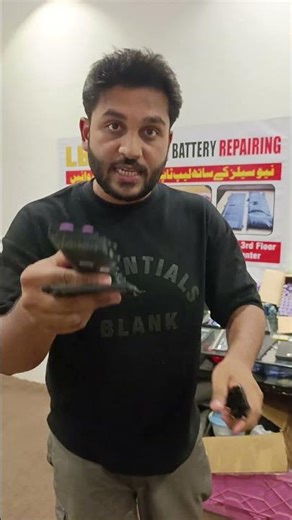 Fix Dead Laptop Battery Easily #LaptopBatteryRepair #BatteryFix #TechShorts #DiyRepair#LaptopService