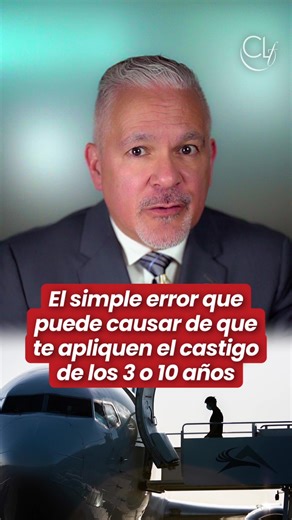 ⚠️ No cometas estos errores “simples” que pueden activar el castigo de 3 o 10 años para volver a entrar a Estados Unidos. Muchas personas no se dan cuenta hasta que ya es demasiado tarde. Aquí te explico qué debes evitar y por qué importa antes de tomar decisiones migratorias. #TuFuturoEsNuestraMisión #Inmigración #BarrasMigratorias #USCIS