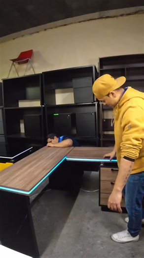 Los Jefes CG on Instagram: "Que no nos va a pagar dice 🤣 #humor #LosJefesCyG"