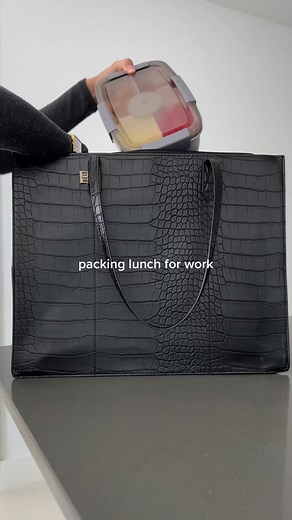 Delicious Office Lunch Ideas with Quaker Sour Cream and Onion Rice Crisps and Oreos