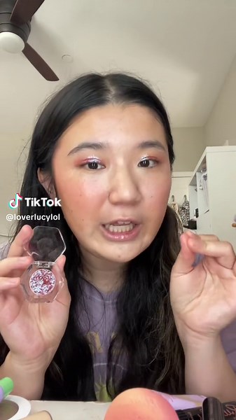 Shade Ethereal✨ eyeshadow SLAYS LIKE UR LYINGGG LOOK AT HOW STUNNING METALLIC GLOSSY AND WET IT LOOKS #eyeshadow #eyemakeup #eyeshadowpalette #eyeshadowtutorial #makeuptok #grwm #getreadywithme #ttsacl #eyeshadowlook #eyeliner #metalliceyeshadow #glossyeyelids #glossyeyes #summermakeup #fullglammakeup #fullglam #fullglammakeuplook #adriannanicholecosmetics #glam #makeuptok #beauty #tiktokshopsummersale #beautytok #concerts #concertoutfit #concertcheck #shimmereyeshadow