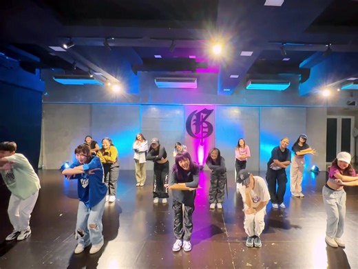 JEON SOMI Dance Tutorial with GOLD Choreography by GFORCE