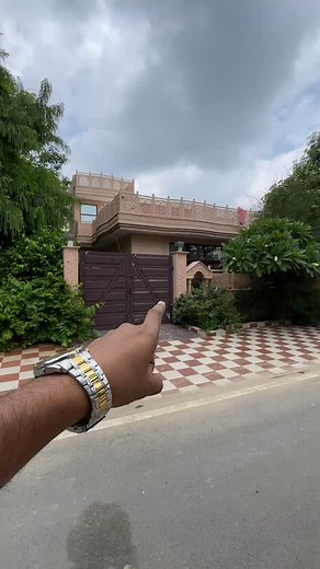 Contact/ WhatsApp 8218491314 240 mtr corner singal story gr noida #house #plot #gnida #greaternoidaproperty #greaternoida #delhi #gzb #flat #yamunaauthority #noida | Real move by Vikul