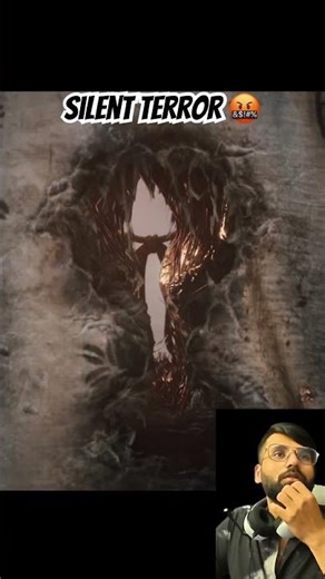 Silent Terror #silenthillf #horrorgame #survivalhorror #gamingshorts #youtubeshorts #horrorgaming
