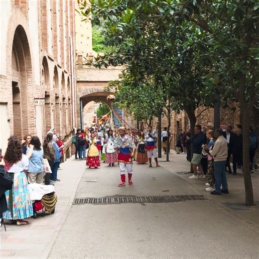 Barcelona With a Local on Reels