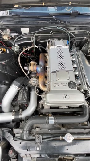 "Unboxing my New Turbo" i found the lost files that's why i haven't posted this video before! About this brand, they Manufacture their own turbos (also for OEM brands) and are Made In Taiwan. Here is a close up of the G25-660 Turbo by @levegoautoparts that i have been rocking on my car for 3 years 🏎️💨💨 . ✨Need S-Chassis Parts? go⬆️✨ . . 🚘 @schassisloyalty . . #schassisloyalty #schassis #240sx #s13 #2jz #turbo #racecar #drift #jdm #static #fitment #stanced #wheels #driftcar #superstreet #mech