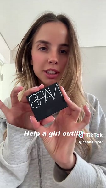 ¿Es normal usar el blush de NARS?