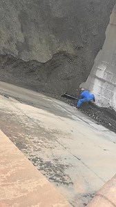 11K views · 101 reactions | Video of a cargo ship unloading ore at the canal dock #ore #self-unloading ship #canal | 丁掌柜 | Facebook