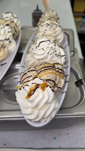 Cookie Jar Ice Cream Sundae 🤤🍨🍪🍫 #icecream #cookie #chocolatechip