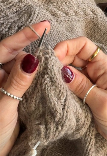 Continental Knitting and Norwegian Purl: Techniques I’m Loving