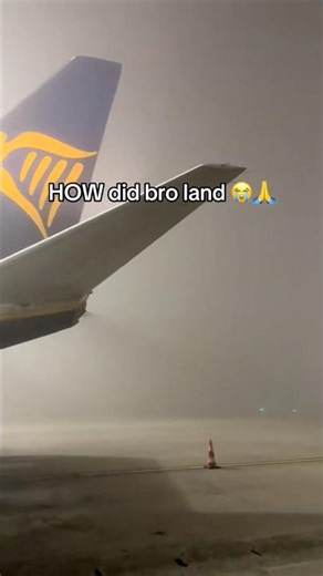 How Airplanes Land in Fog | ILS Explained