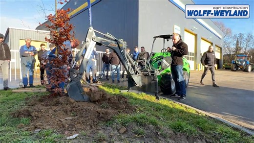 Nous sommes heureux d’avoir été sélectionnés pour participer au challenge Plant’action #BAMchallenge, une belle initiative mettant à l’honneur l’engagement écologique et la solidarité au sein de notre communauté. Un grand merci à Wolff-Weyland / Agri-Center S.A pour leur nomination ! C’est avec enthousiasme que nous avons relevé ce défi, en parfaite adéquation avec nos valeurs et notre engagement pour un avenir plus durable. Afin de prolonger cette belle dynamique, nous passons à notre tour le r