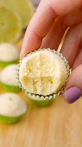 537K views · 14K reactions | Aprenda a fazer docinhos de limão deliciosos e refrescantes! ✨ Perfeitos para sobremesas, festas ou aquele momento doce que pede um sabor cítrico irresistível. #DocinhoDeLimão #SobremesaRefrescante #ReceitaFácil | Cook'n Enjoy | Facebook