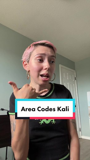 He be feeding me STEAK and lobster 😂😂💪 #areacodes #femalerapper #rapper #songcover