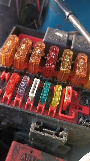 How to remove fuses correctly